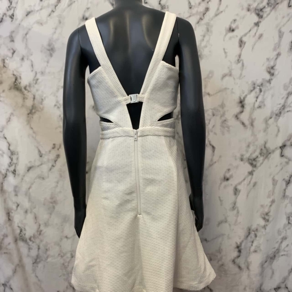 CAMILLA AND MARC C&M Albicocca White Cut Out Skater Dress - Picture 10 of 16